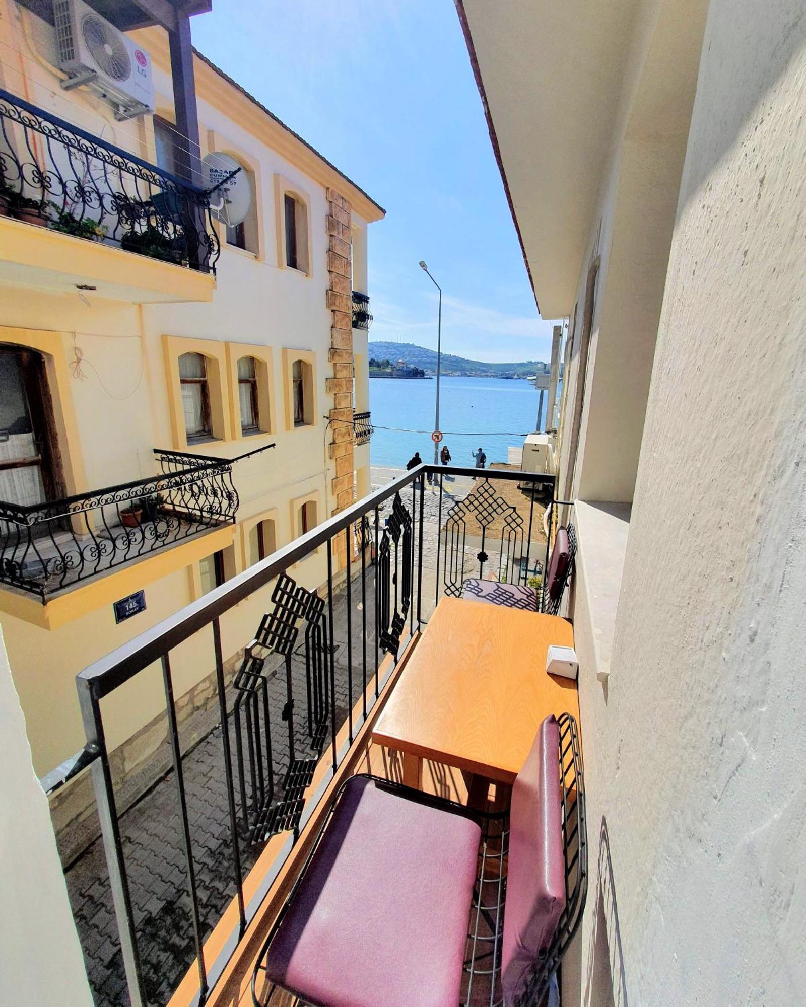 Midilli Konak Foca Exterior photo